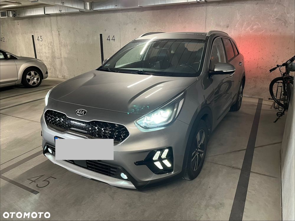 Kia Niro 1.6 GDI Hybrid L - 2