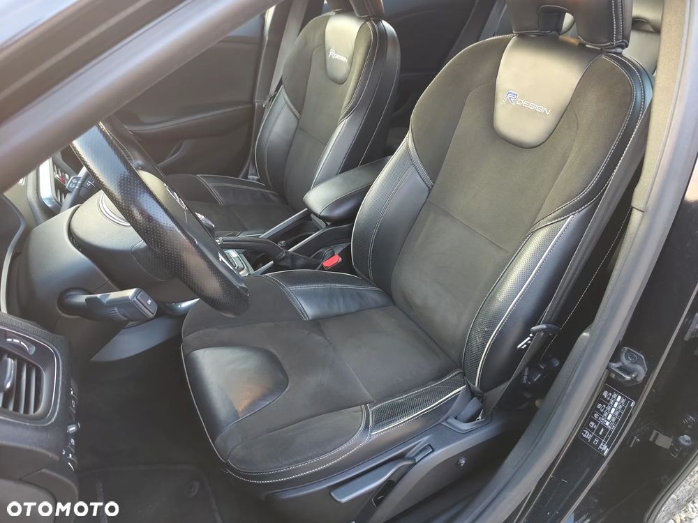 Volvo V40 D2 R Design - 12