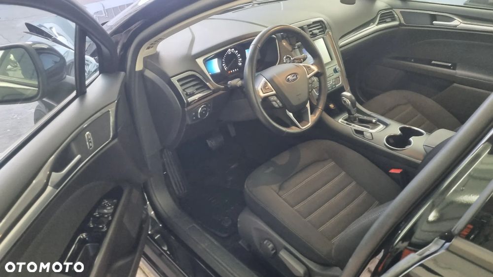 Ford Mondeo 2.0 Hybrid Trend - 8