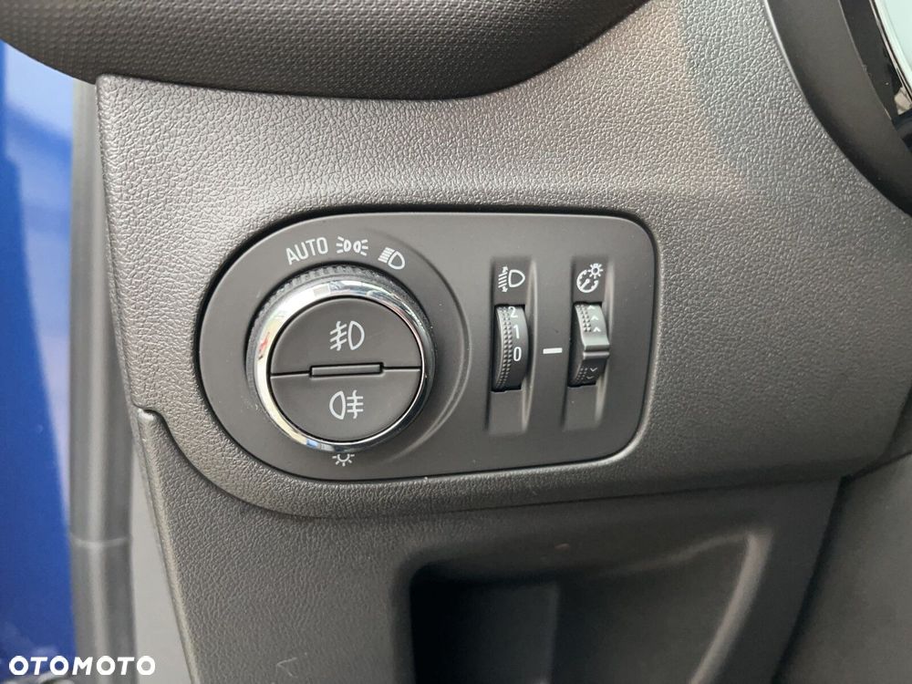 Opel Crossland X - 23