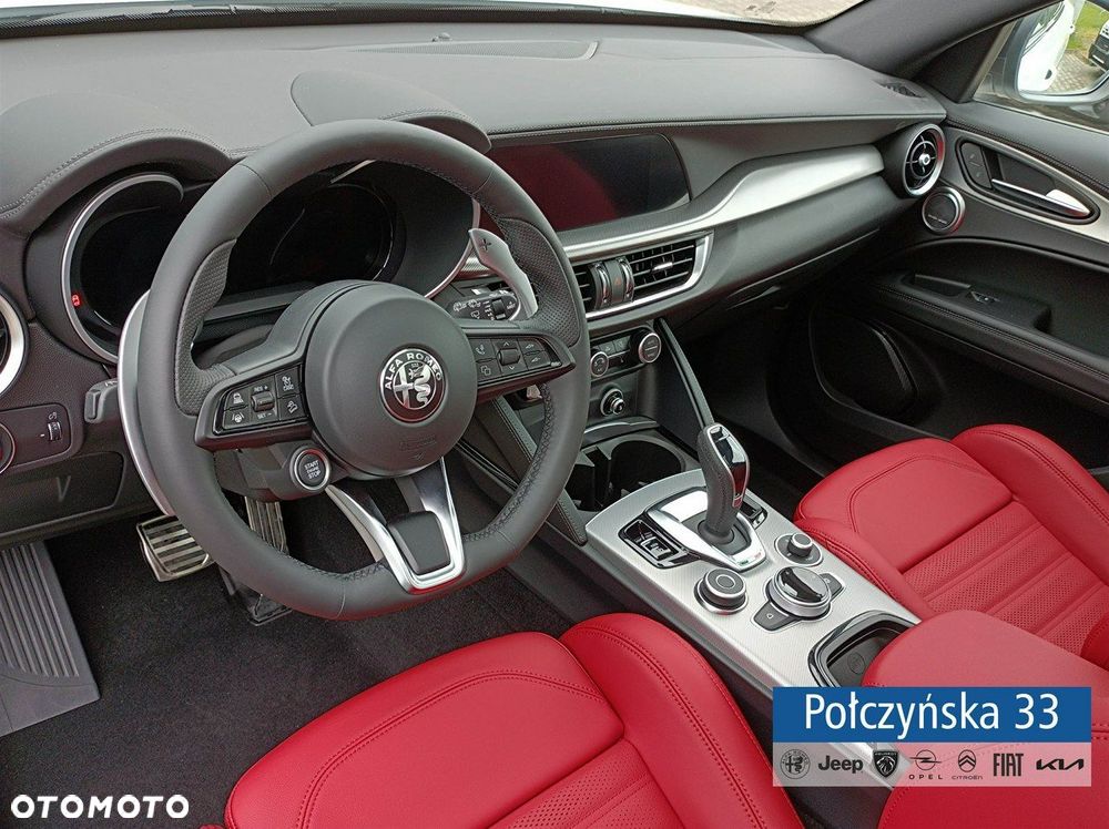 Alfa Romeo Stelvio - 4