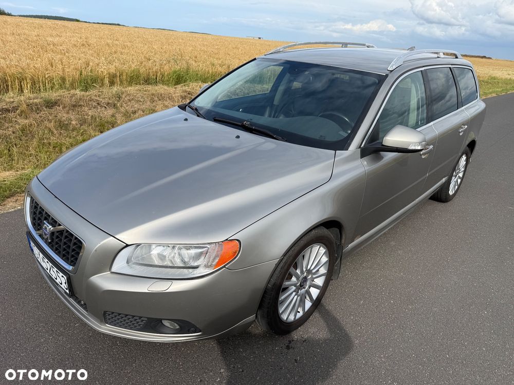 Volvo V70 2.0D Summum - 21