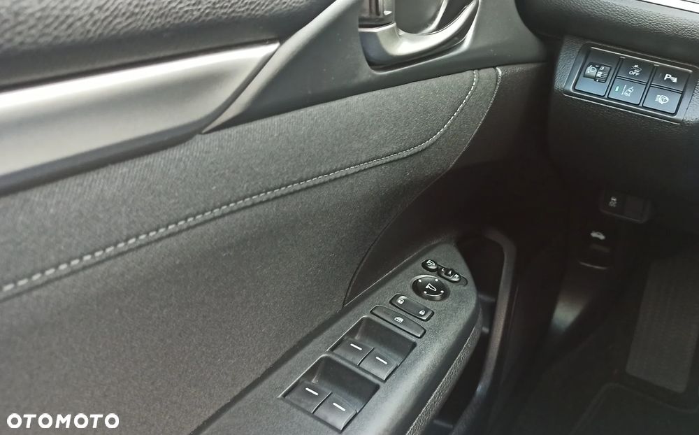 Honda Civic 1.6 i-DTEC Executive Premium - 12