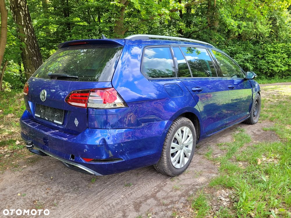 Volkswagen Golf 1.6 TDI Sound - 19