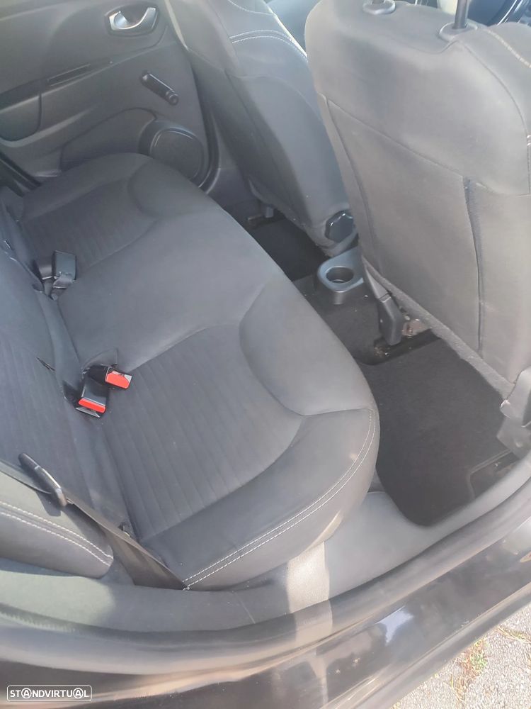 Renault Clio Sport Tourer 1.5 dCi Limited - 8