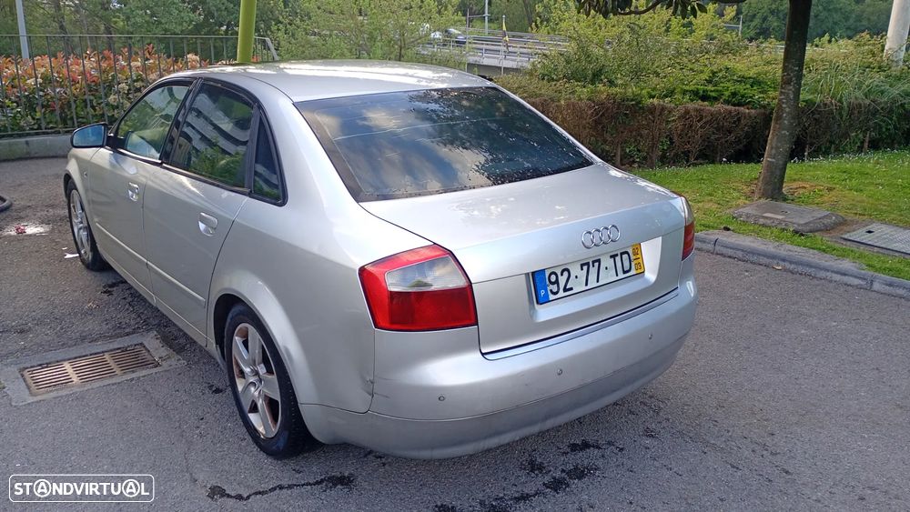 Audi A4 1.9 TDI m5 Exclusive - 2