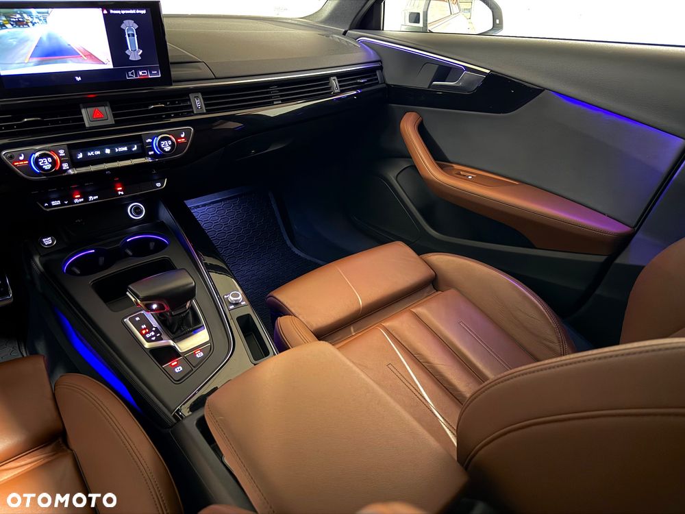 Audi A4 Avant 40 TFSI Sport S tronic - 33