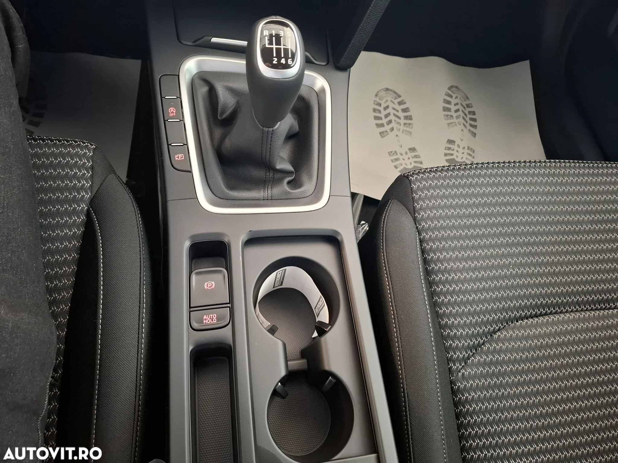Kia XCeed 1.5 T-GDI 6MT City - 14