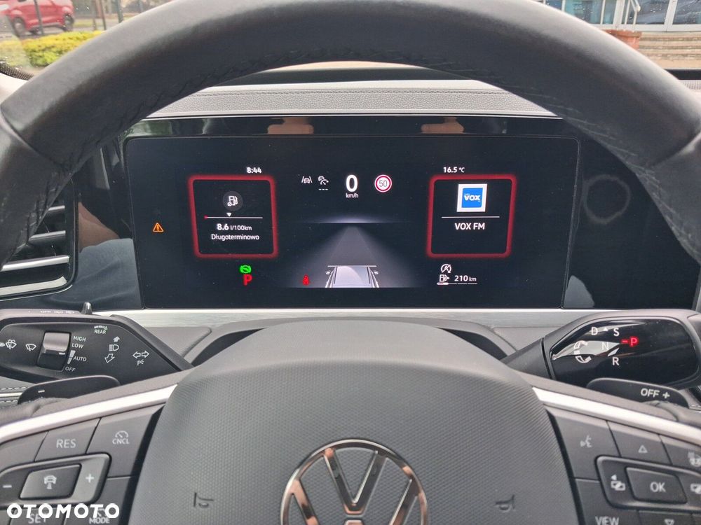 Volkswagen Passat - 33
