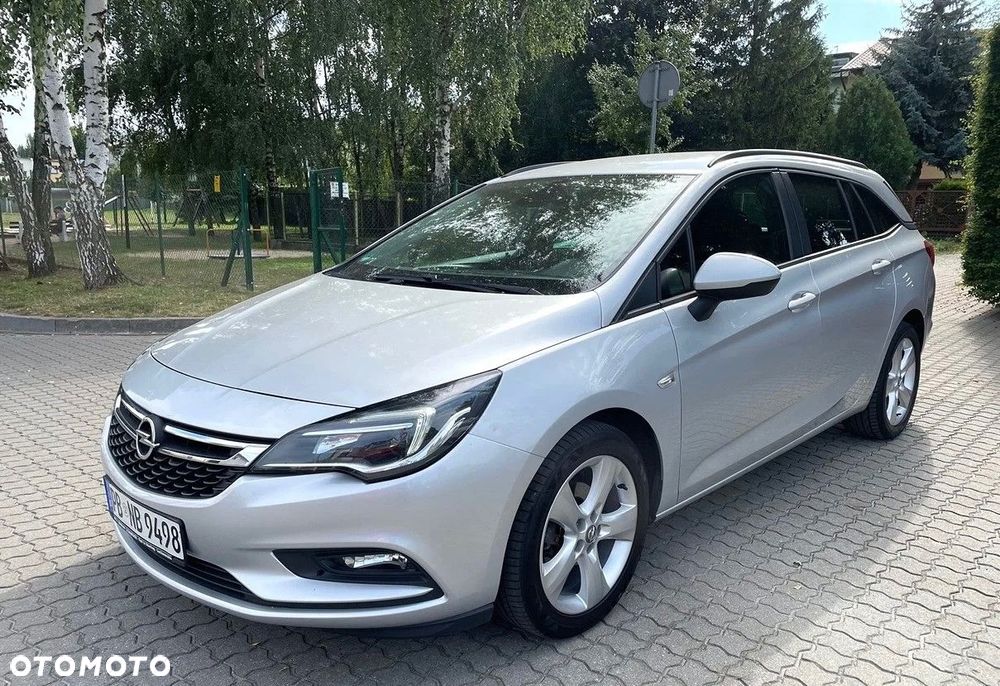 Opel Astra 1.6 D Start/Stop Dynamic - 3