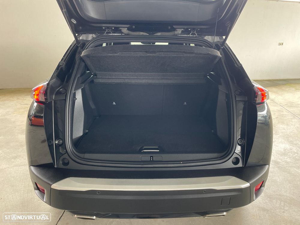 Peugeot 2008 1.2 PureTech GT Pack EAT8 - 32