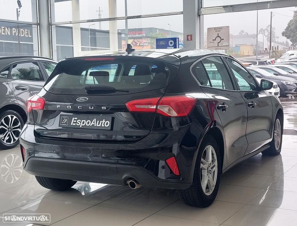 Ford Focus 1.5 TDCi EcoBlue Business - 2
