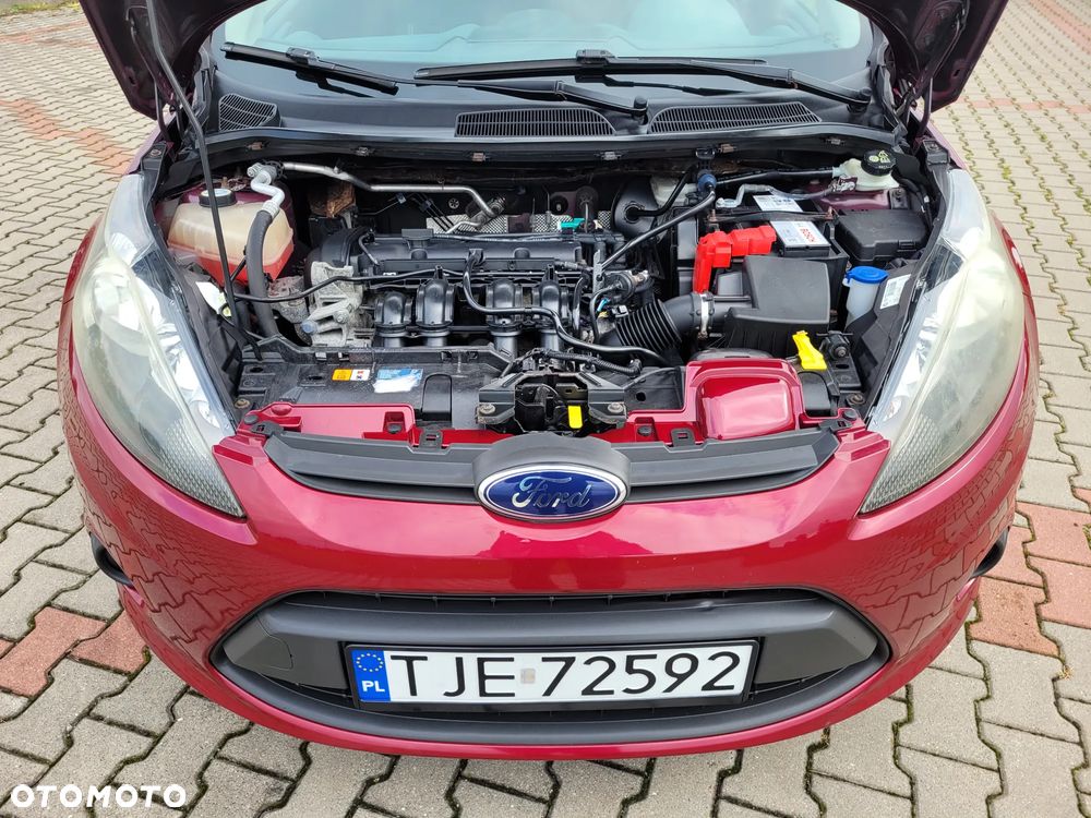 Ford Fiesta 1.25 Silver X - 33
