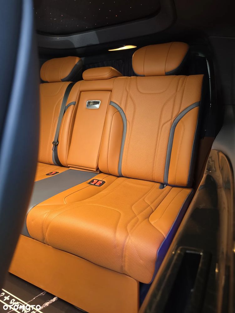 Mercedes-Benz Klasa V 300 extralang 9G-TRONIC Special Edition Avantgarde - 17