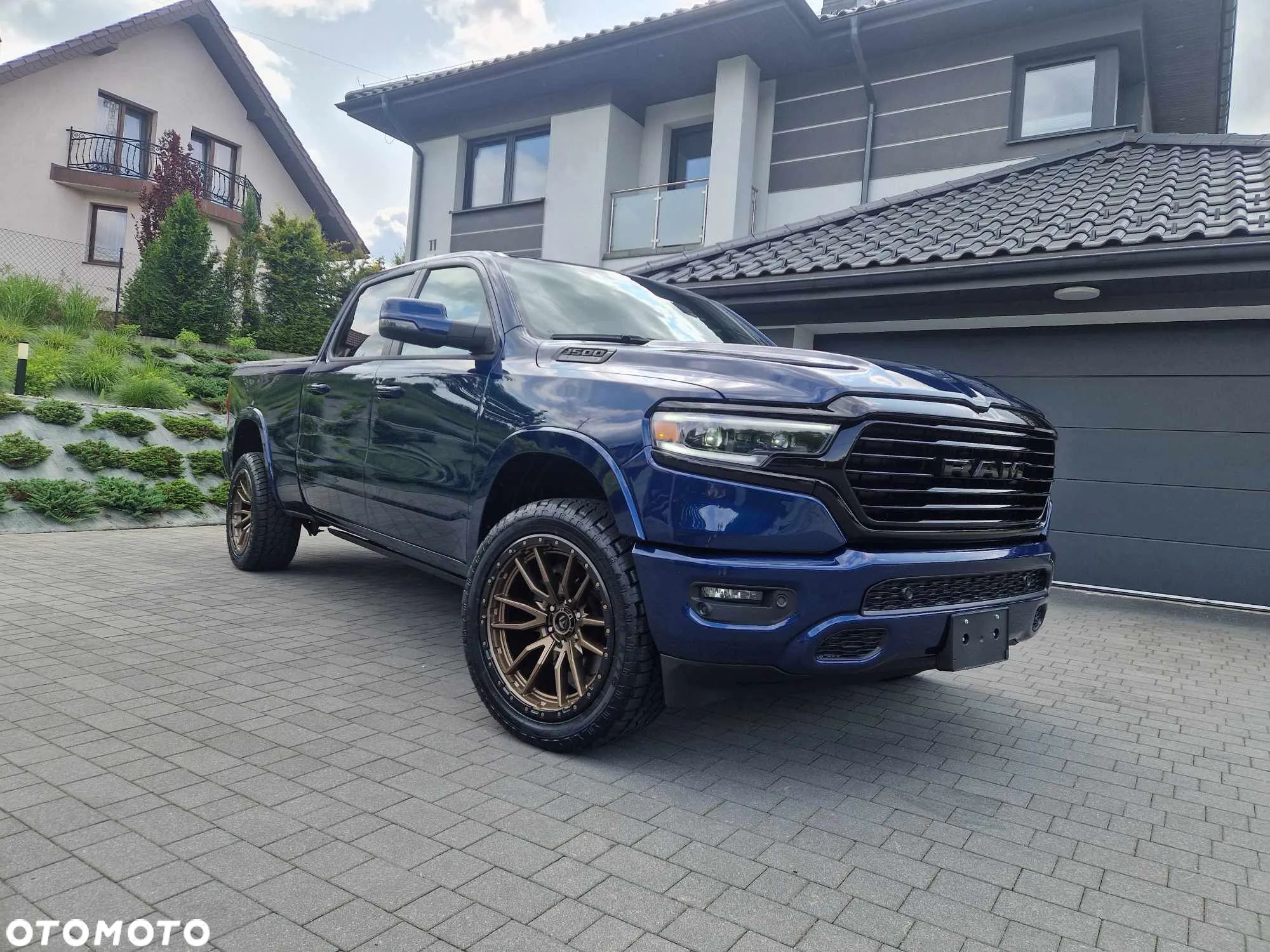 Dodge RAM 1500 5.7 4x4 - 1