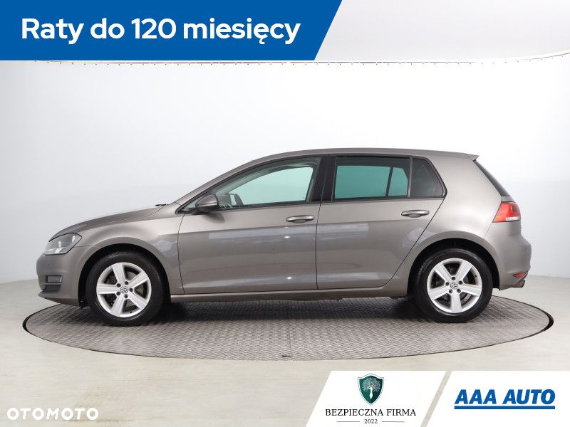 Volkswagen Golf - 3