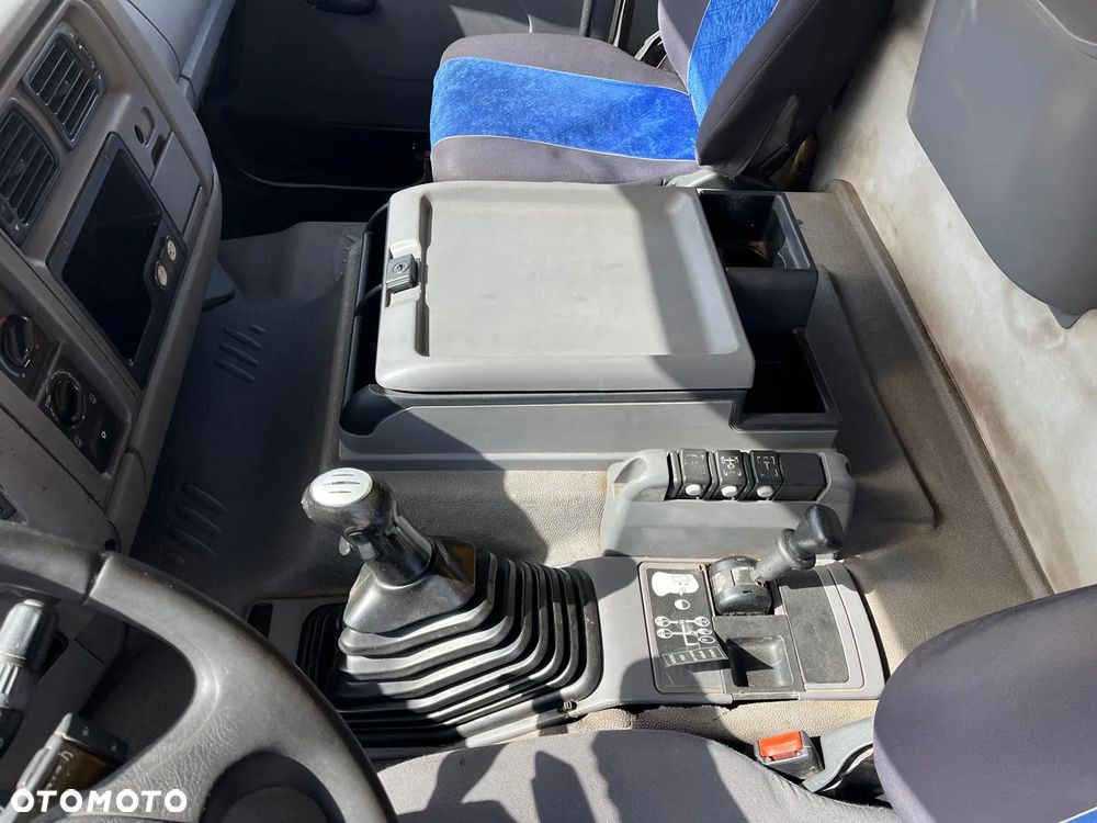 Renault KERAX 33DVB0 - 14