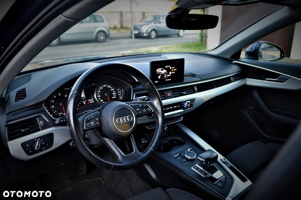 Audi A4 Avant 2.0 TFSI ultra S tronic design - 10