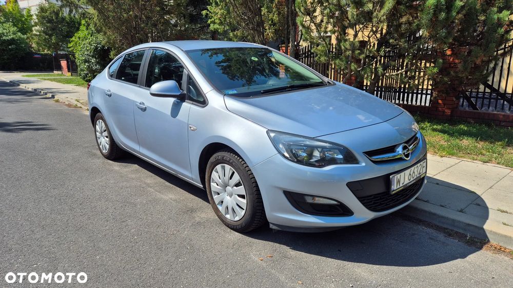 Opel Astra 1.4 T Enjoy EU6 - 8