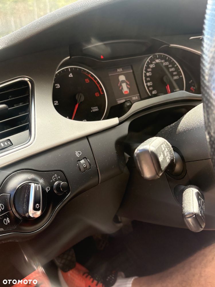 Audi A4 Avant 2.0 TDI - 30