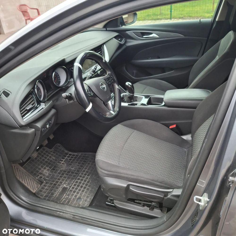 Opel Insignia 1.5 T Enjoy S&S - 10