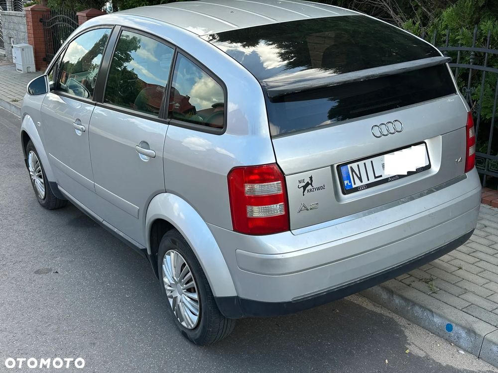 Audi A2 1.4 - 5
