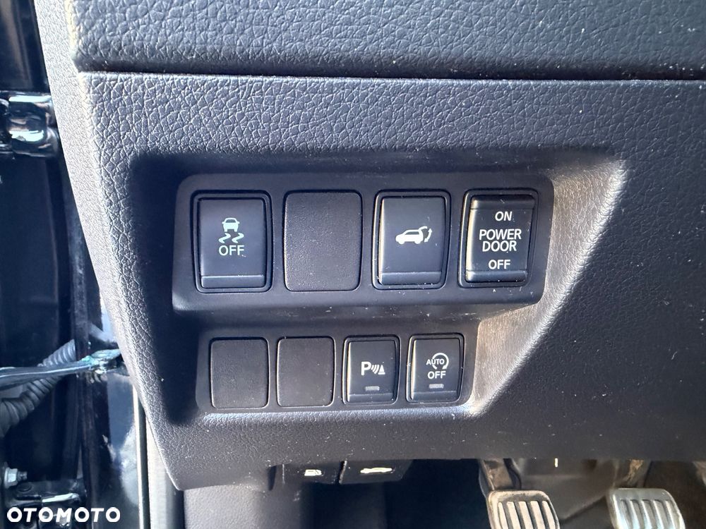 Nissan X-Trail 1.6 DCi ALL-MODE 4x4i Tekna - 19