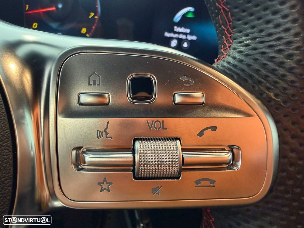 Mercedes-Benz A 160 AMG Line - 19