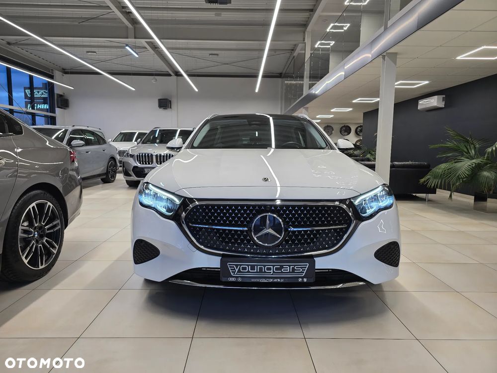 Mercedes-Benz Klasa E 200 9G-TRONIC Edition AVANTGARDE - 2