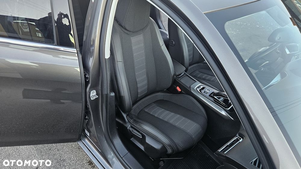 Peugeot 308 PureTech 130 EAT8 Allure - 8