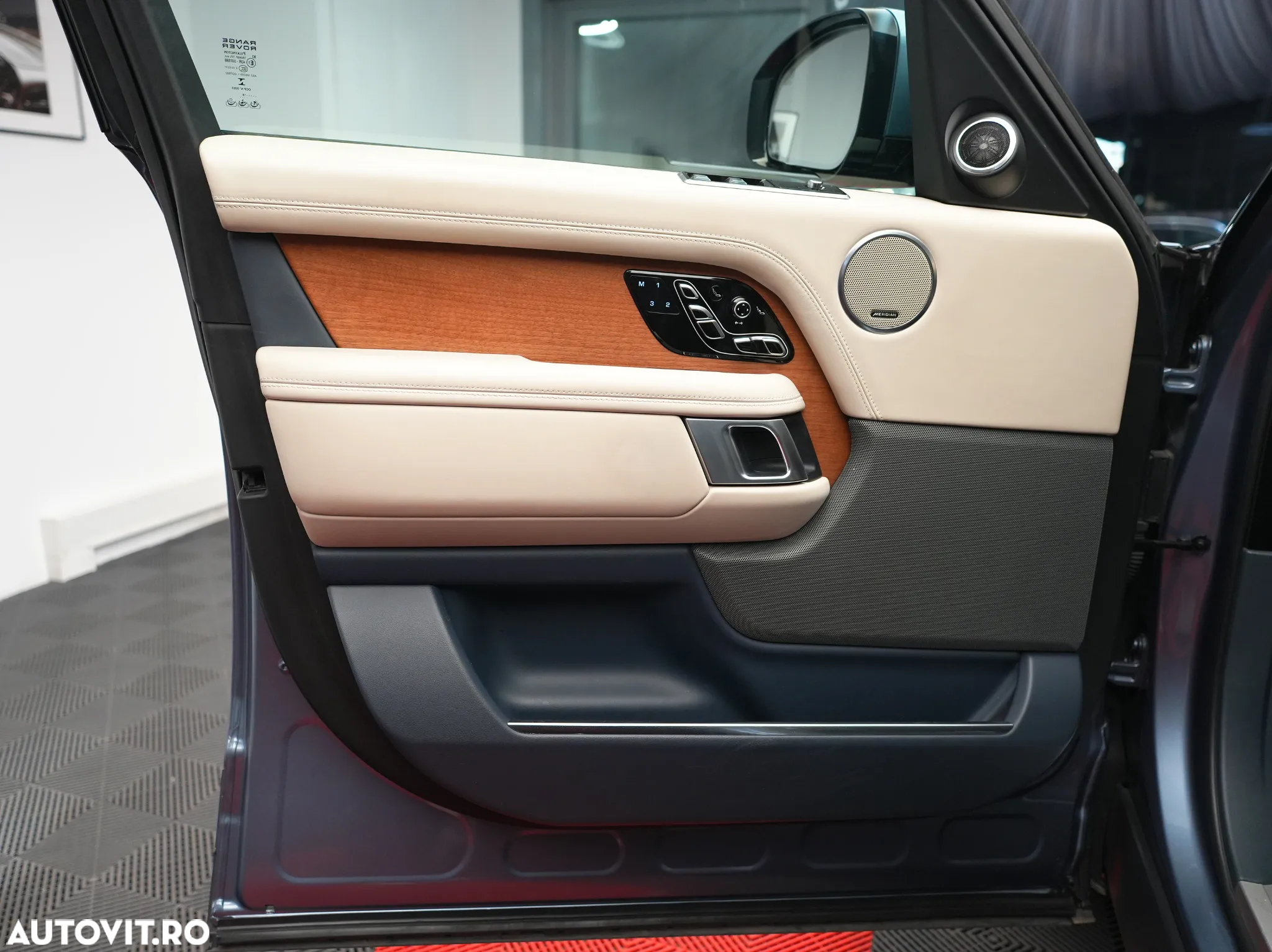 Land Rover Range Rover 5.0 V8 S/C LWB Autobiography - 16