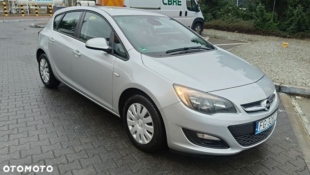 Opel Astra 1.4 Turbo Automatik Style - 3