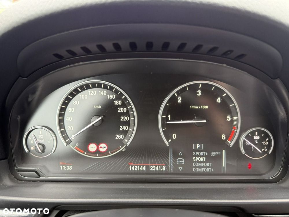 BMW Seria 5 - 28