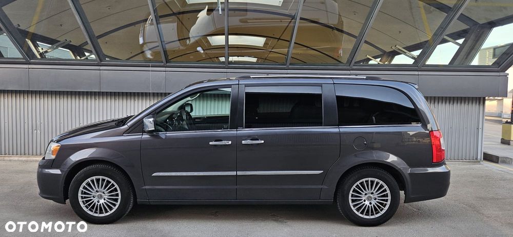 Chrysler Town & Country 3.6 Touring - 10