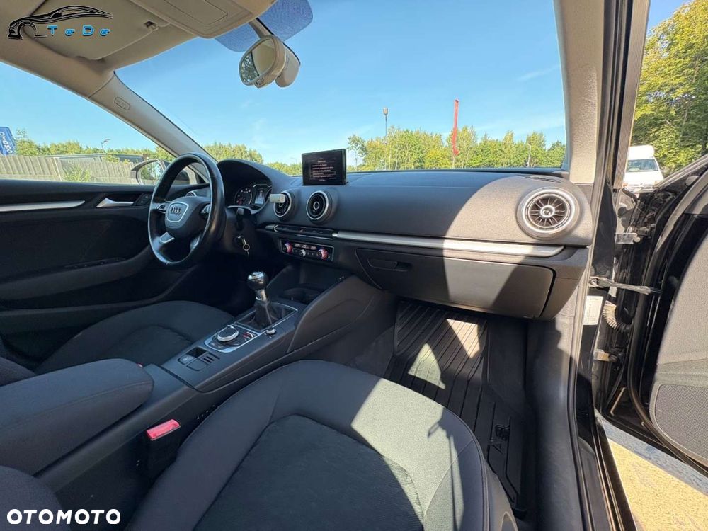 Audi A3 Sportback 1.4 TFSI Edycja Specjalna - 32