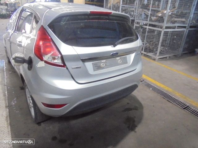 Carro MOT: XUJA FORD FIESTA 6 2013 1.5TDCI 75CV 5P CINZA DIESEL - 4