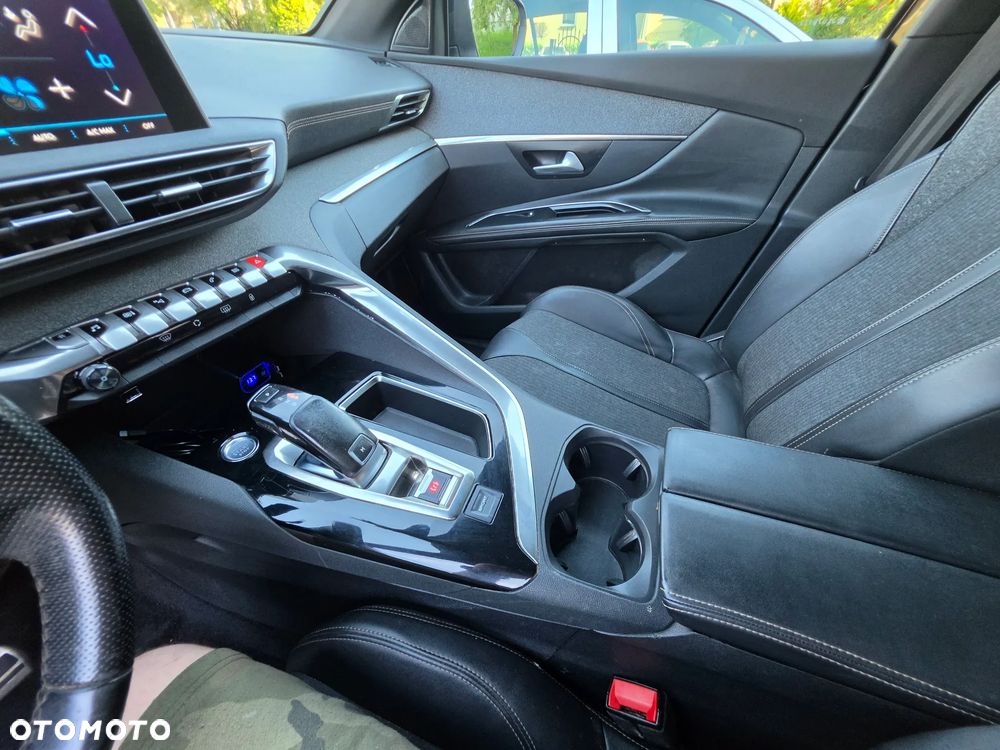 Peugeot 5008 BlueHDi 130 EAT8 GT - 9