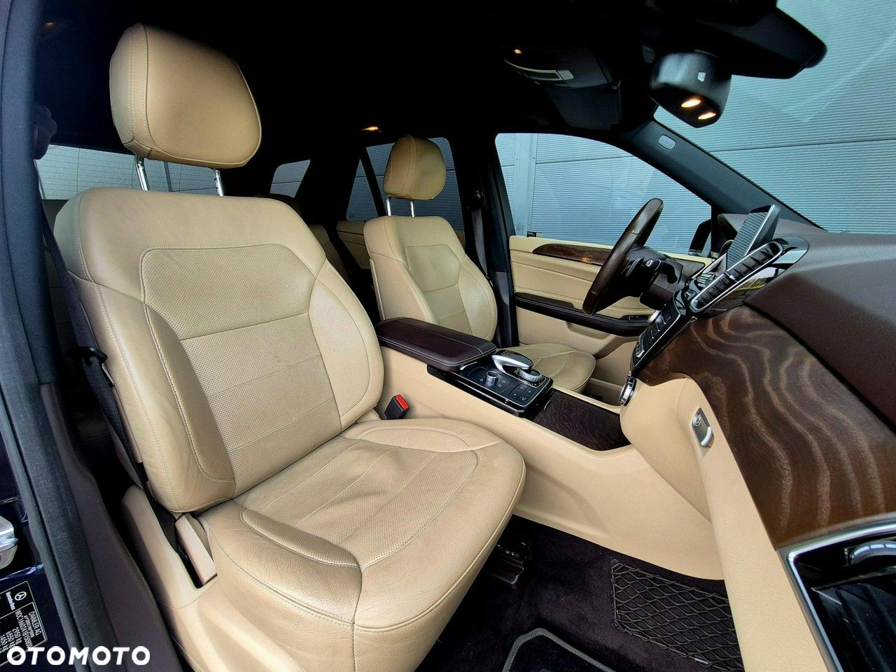 Mercedes-Benz GLE - 13