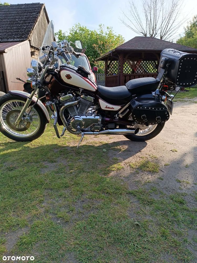 Suzuki Intruder - 8