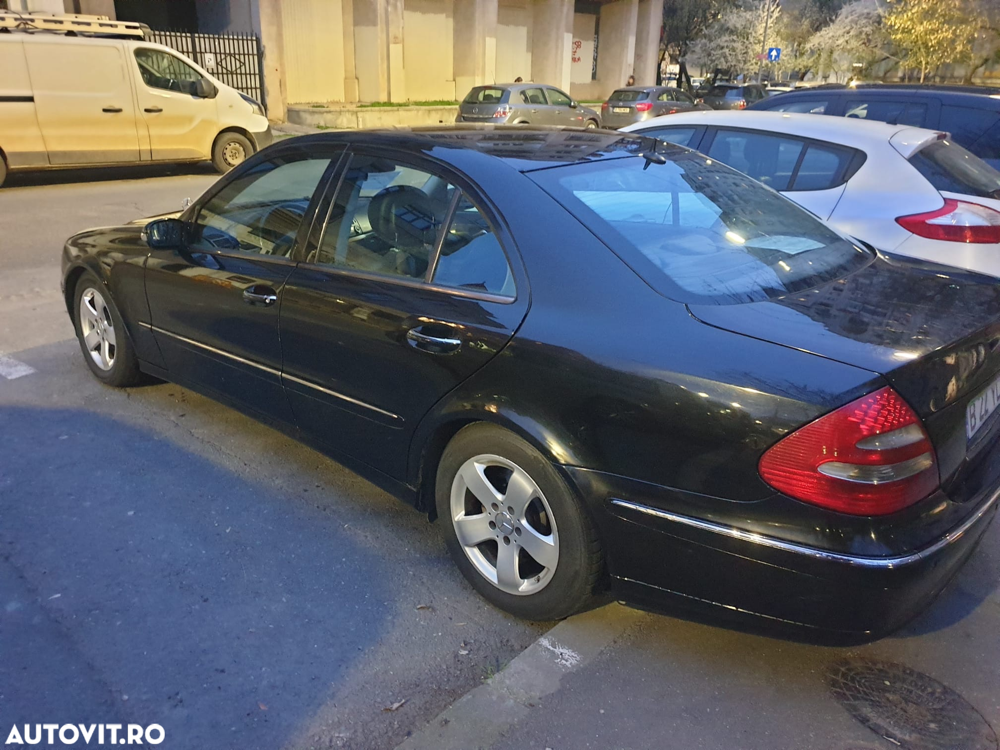 Mercedes-Benz E 220 CDI Automatik Avantgarde DPF - 5