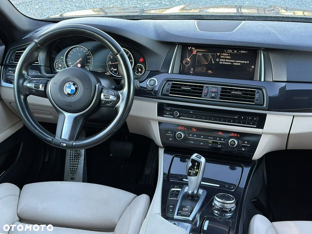 BMW Seria 5 528i xDrive - 4