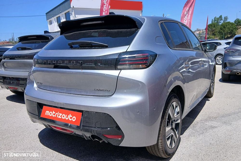 Peugeot 208 1.2 Hybrid Allure e-DCS6 - 4