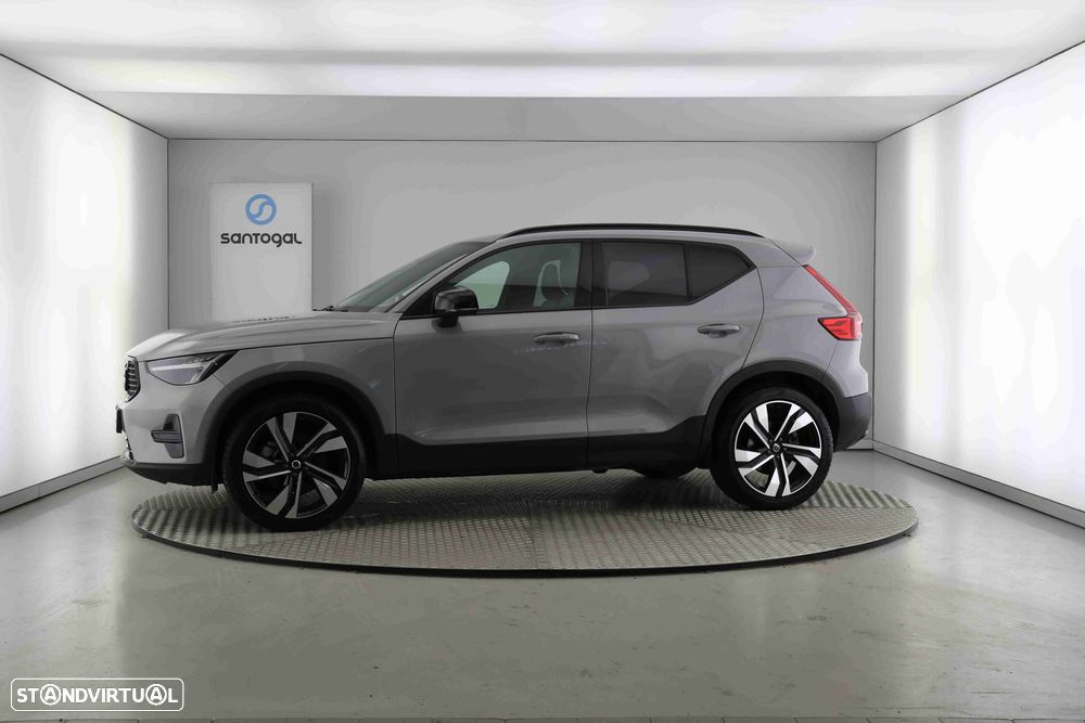 Volvo XC 40 2.0 B3 Plus Dark - 7