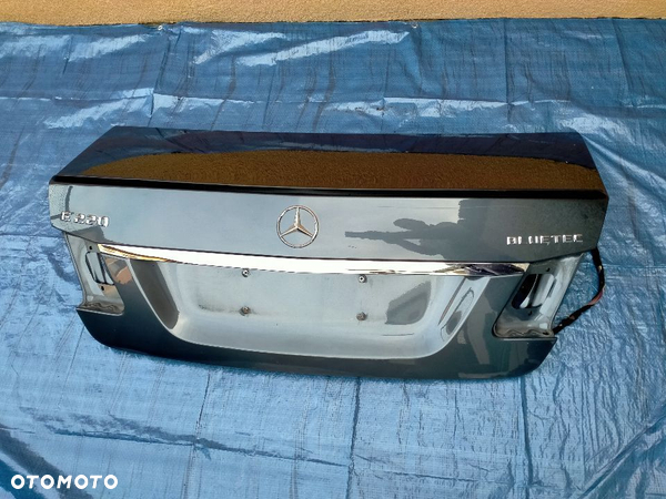 Mercedes W212 Sedan Lift AMG Klapa Bagażnika Tył 2016