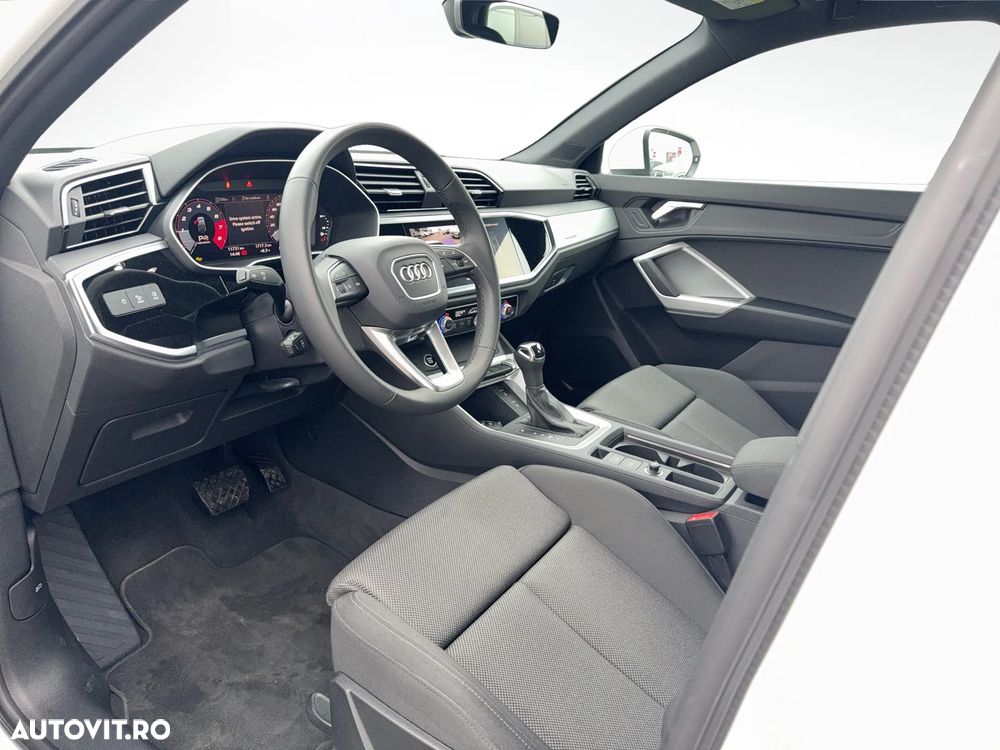 Audi Q3 Sportback 1.5 35 TFSI S tronic Basic - 9