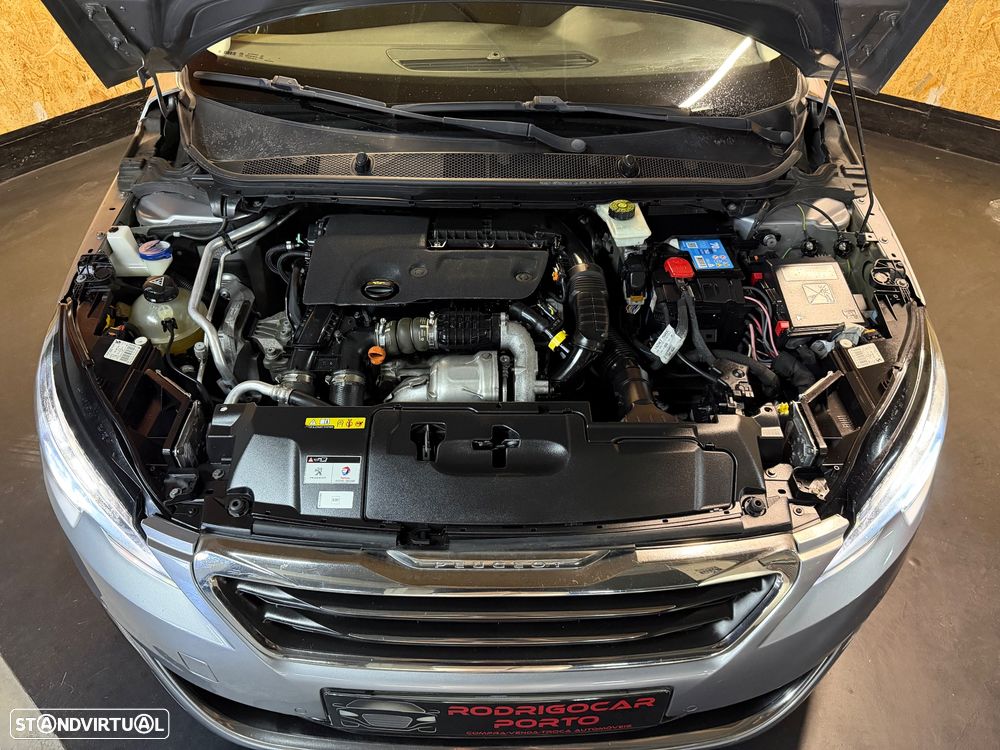 Peugeot 308 1.6 BlueHDi Allure J17 - 28