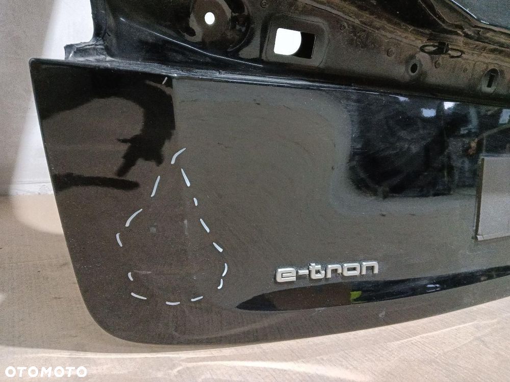 TYLNA KLAPA BAGAŻNIKA AUDI E-TRON 4KE - 3