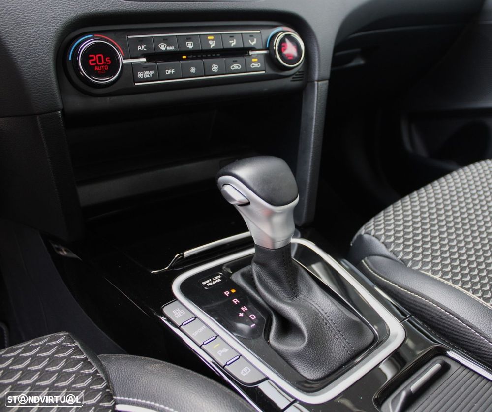 Kia XCeed 1.6 GDi PHEV Tech - 10