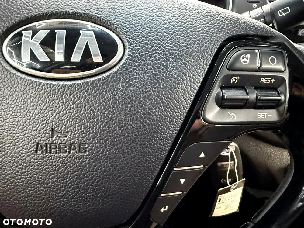 Kia Ceed 1.6 CRDi 128 Platinum Edition - 15