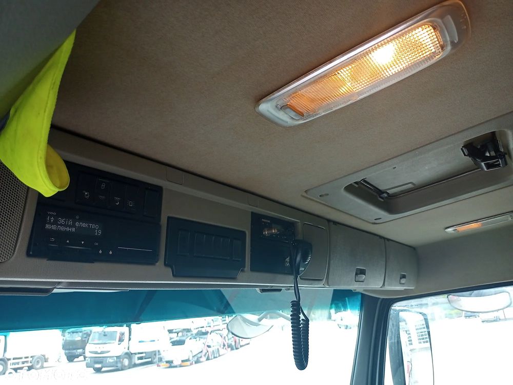 Volvo FM z zabudową ROLFO (Autotransporter) - 25